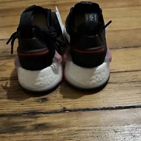 Adidas NMD_V3 J Size 6.5 Women’s - Picture 5 of 8